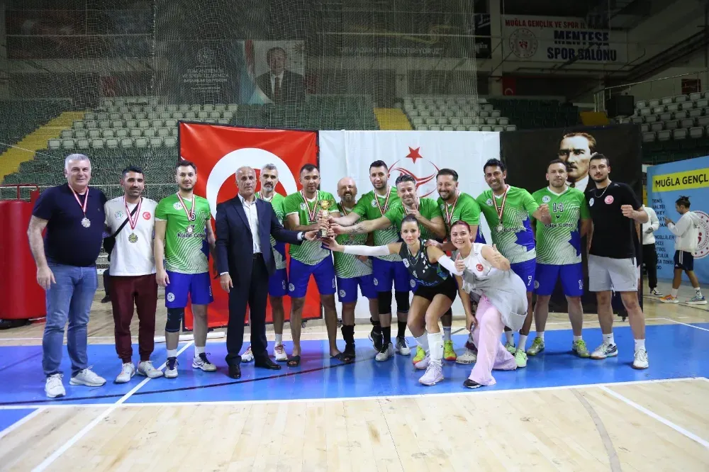 Veteranlar Turnuvası’nda İzmit Belediyespor damgası